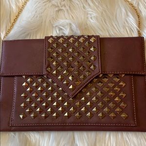 Crossbody clutch